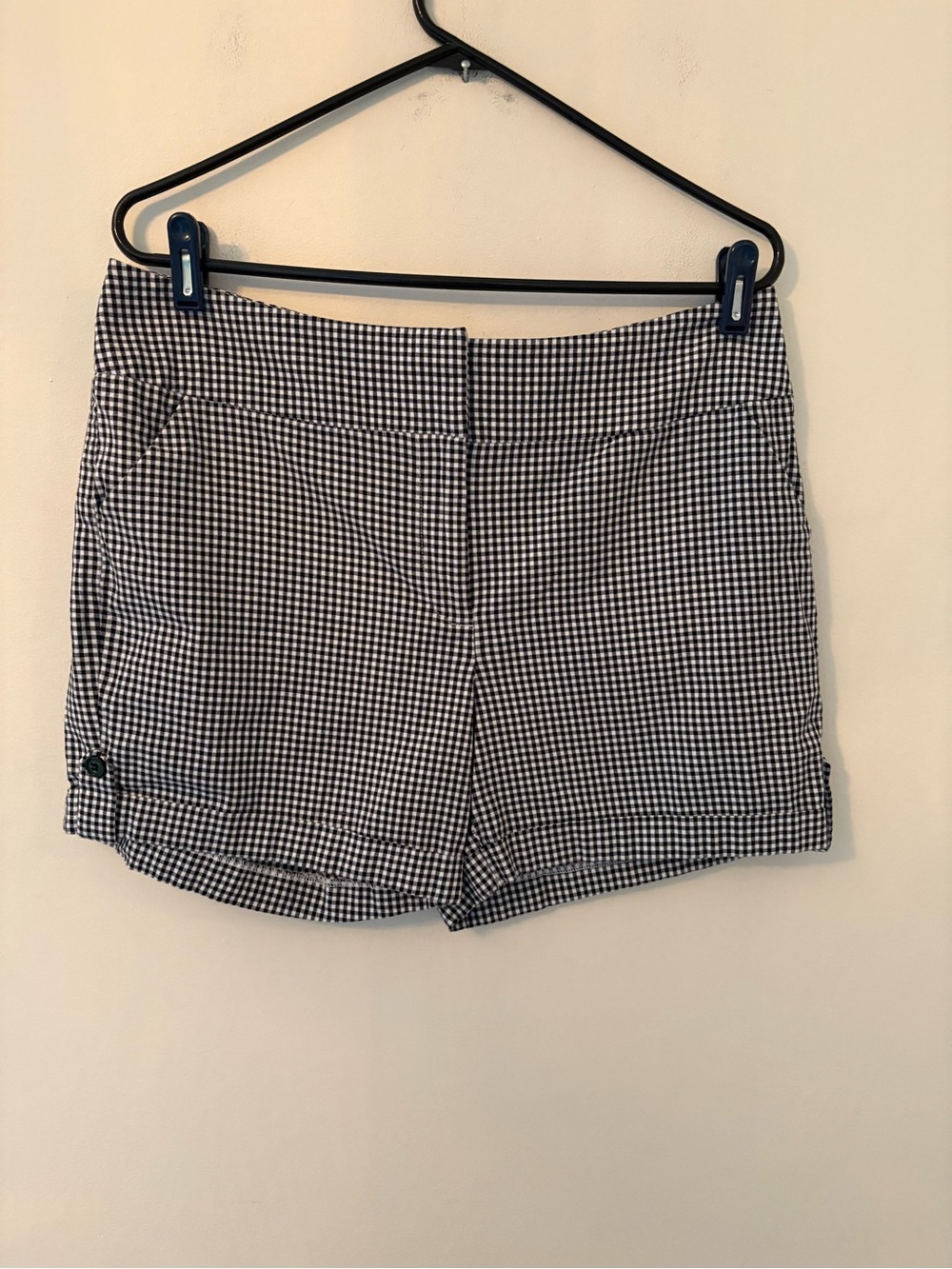 Cato Women’s Black & White Check Shorts-Zip Front W Pockets Sz 14